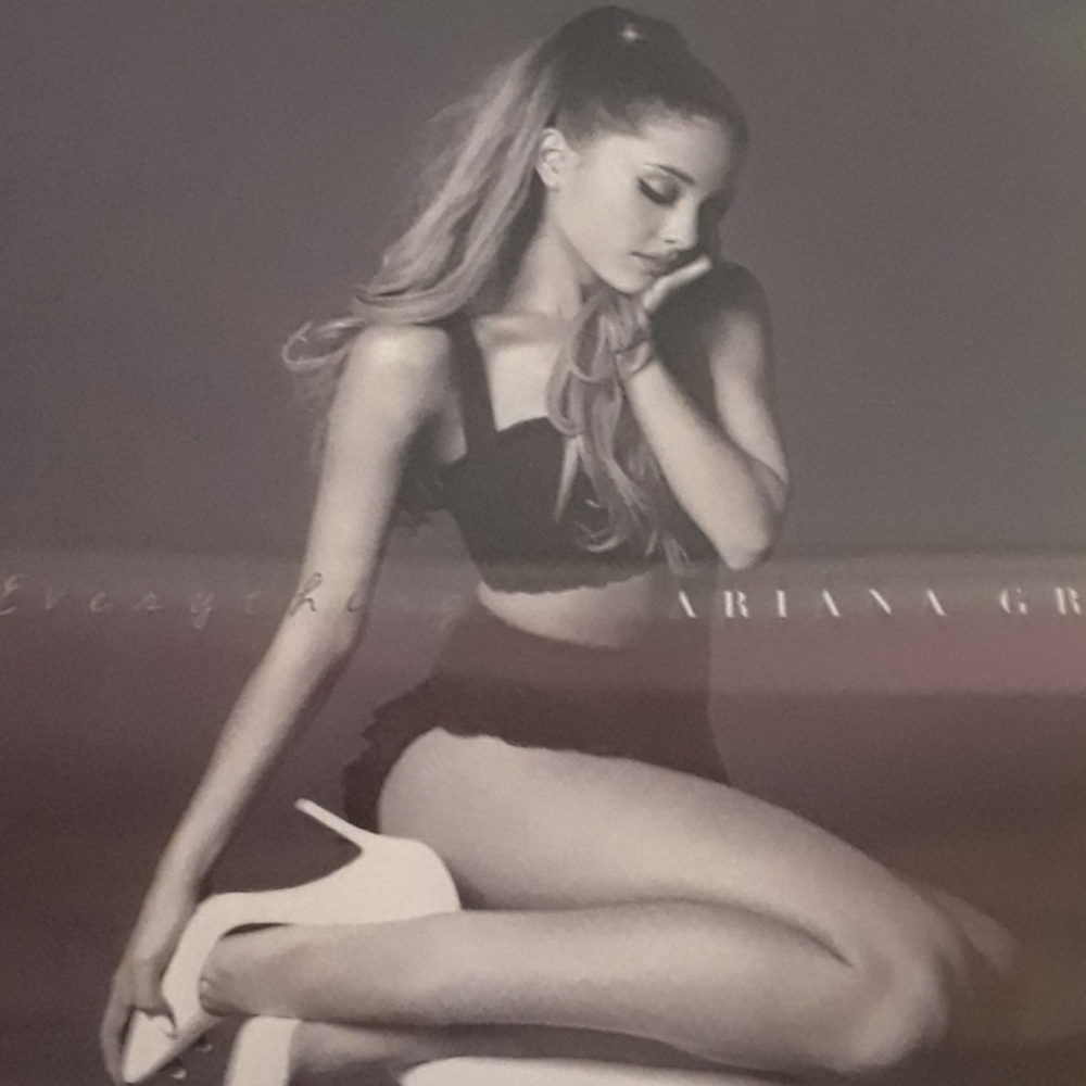Ariana Grande CD